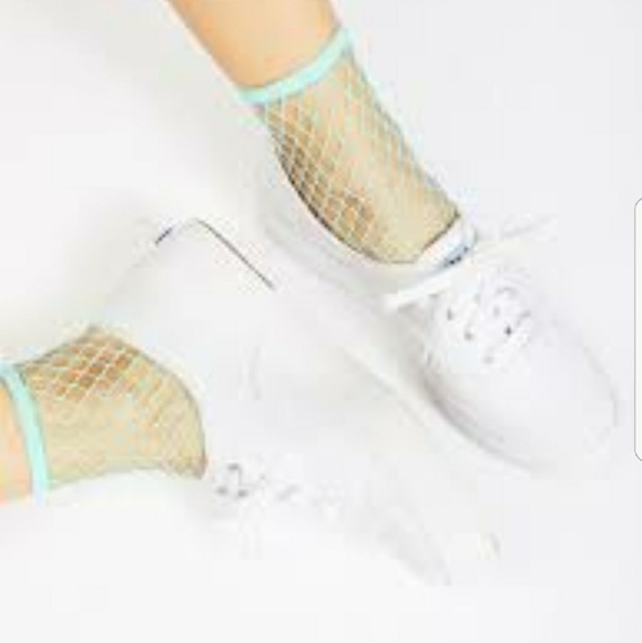 Free People Sugar Sugar Fishnet socks /Anklet - Picture 3 of 5